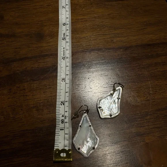 Kendra Scott Iridescent Silver Earrings - Picture 2 of 2